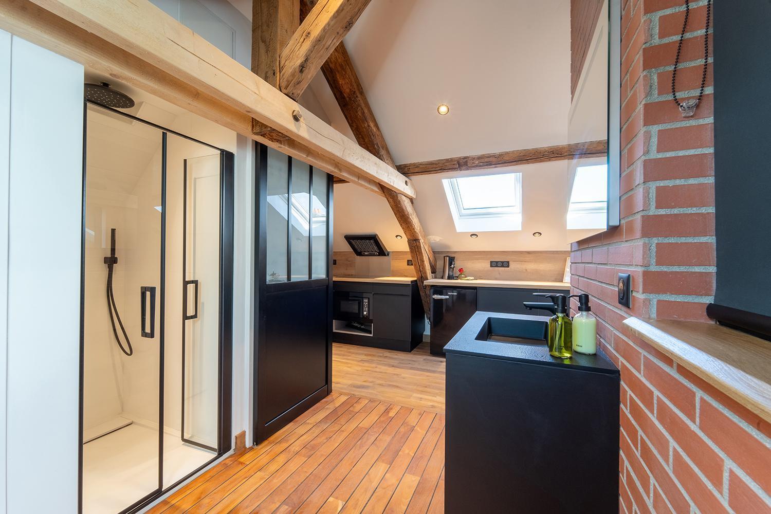 Evasion Chic, Spa Et Sauna Sous Les Toits Nancy Esterno foto